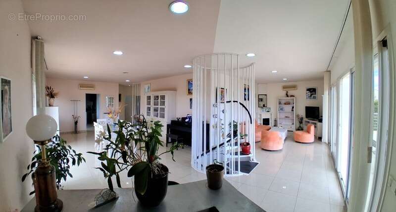 Maison à PUISSALICON