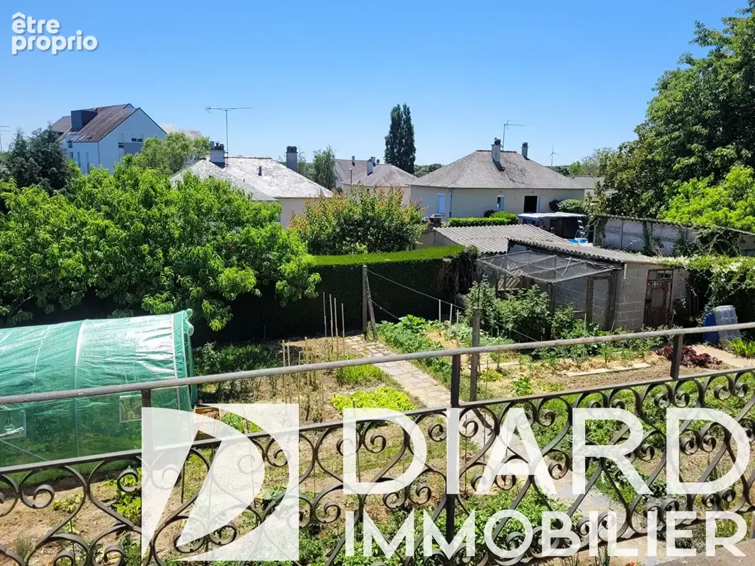 Sous compromis ! Nouveauté en exclusivité Cabinet Diard Immobilier ! Jolie maison T3 plein centre-ville - photo 13