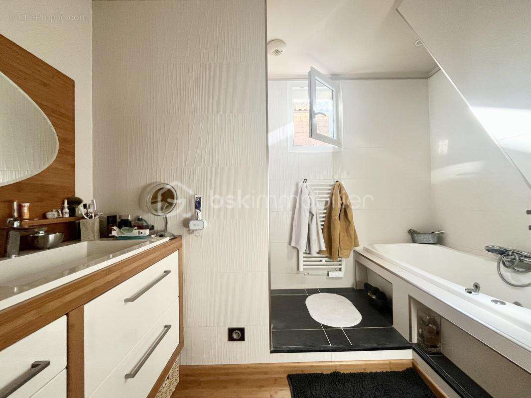 Appartement à VILLEFRANCHE-SUR-SAONE