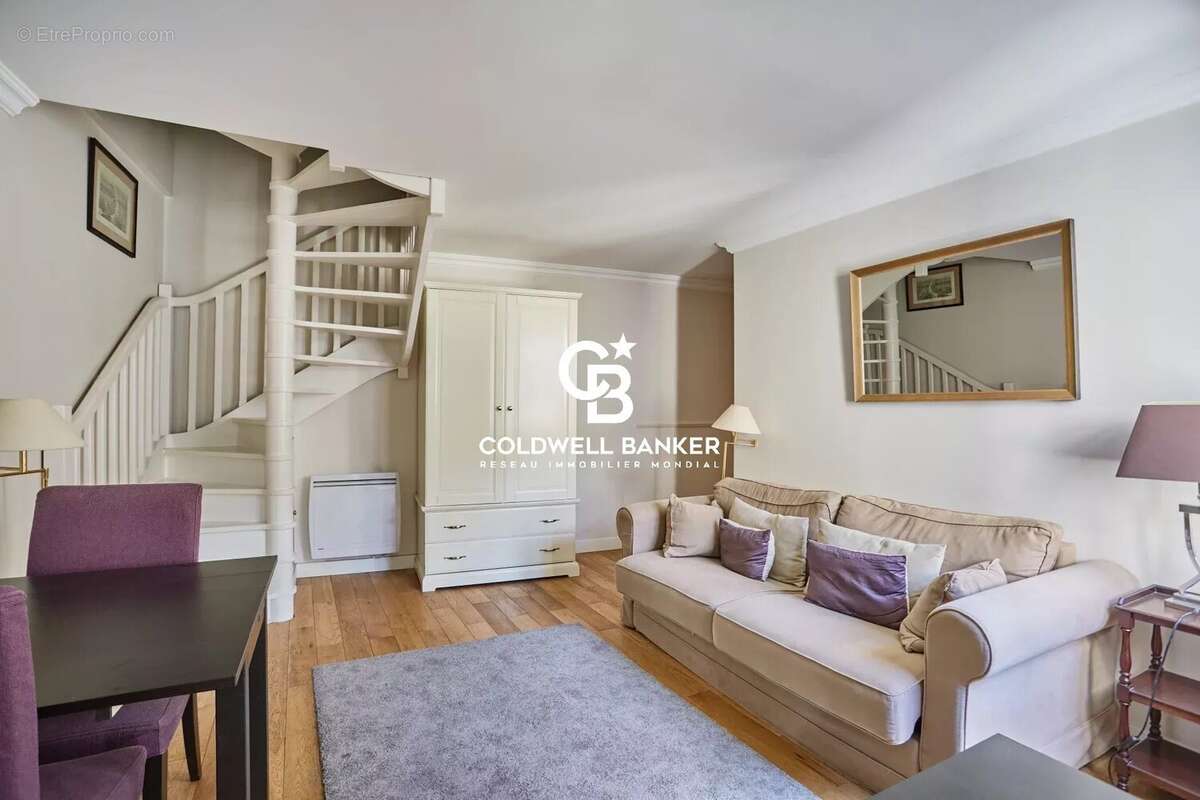 Appartement à PARIS-6E