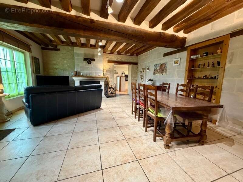 Maison à BEAUFORT-EN-VALLEE