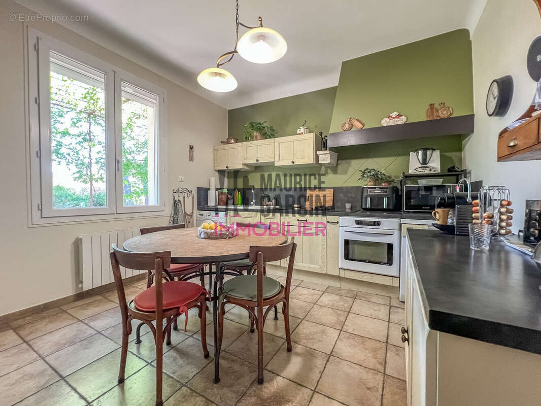 Maison 118 m² à Carpentras  - photo 9