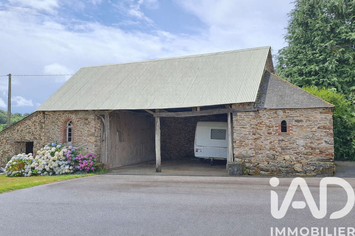 Photo 4 - Maison à SAINT-CARADEC