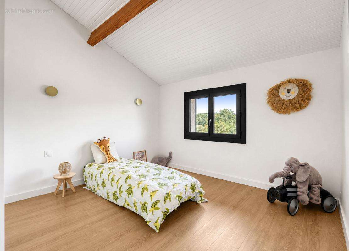 Maison 160 m² à Plaisance-Du-Touch  - photo 15