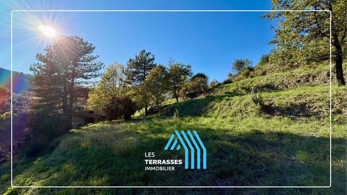 Maison à ROCHEMAURE