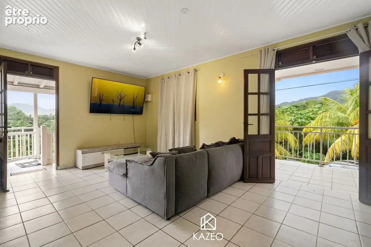 Appartement 116 m² à vendre à Riviere-Pilote (97211) - photo 4