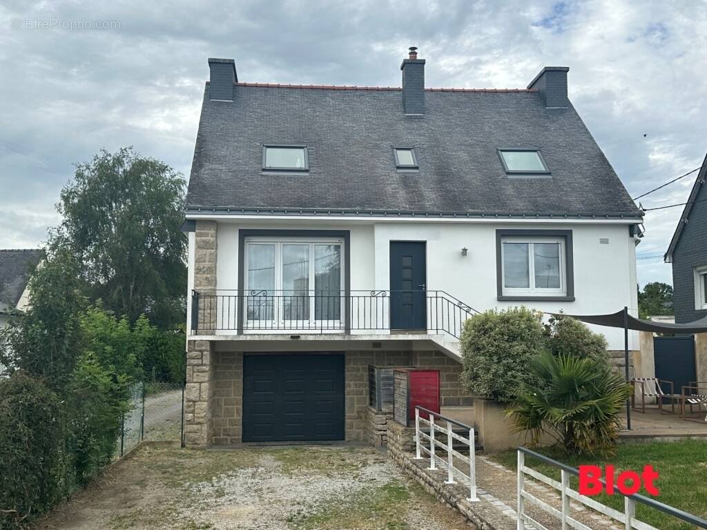 Maison à MEUCON