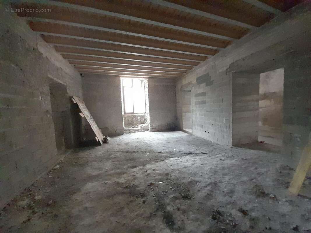 Maison 400 m² à Sauve  - photo 7