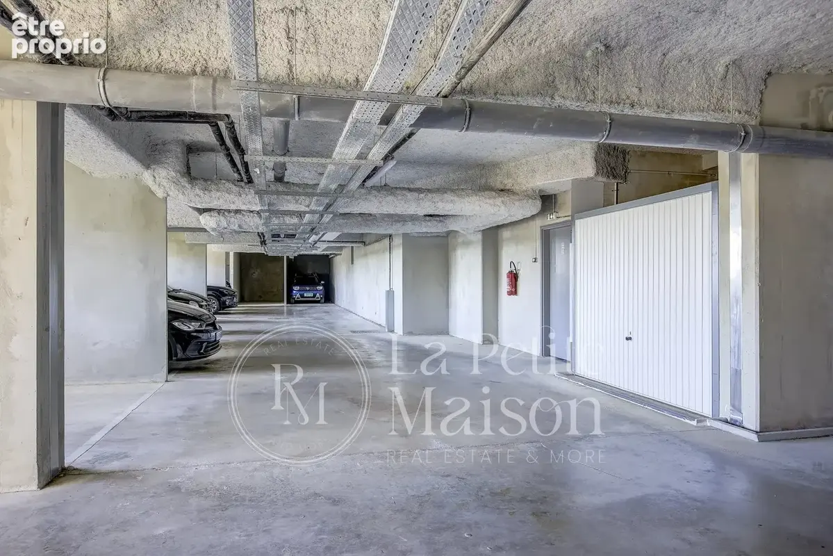 Magnifique 3 pièces à colomars – dernier étage, luminosité et calme absolu - parking privatif - photo 19