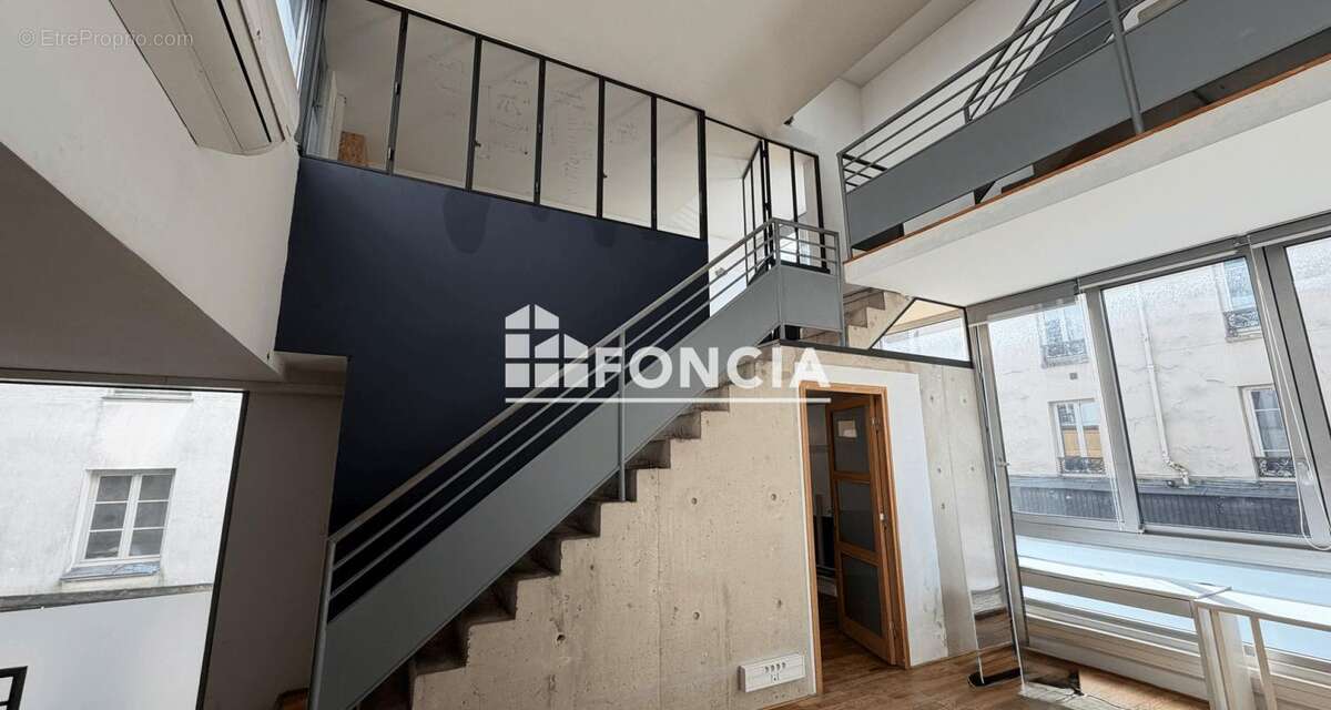 Appartement à PARIS-11E