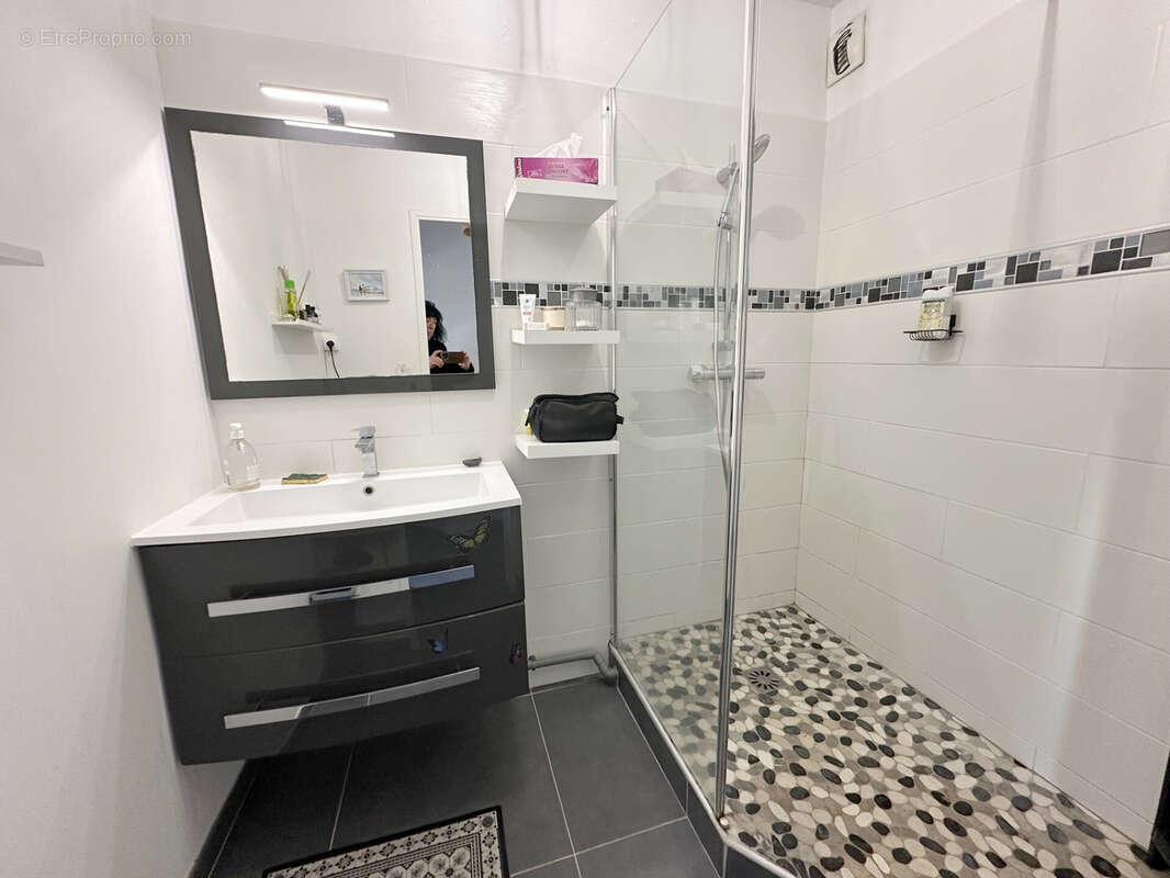 Appartement à CANDILLARGUES