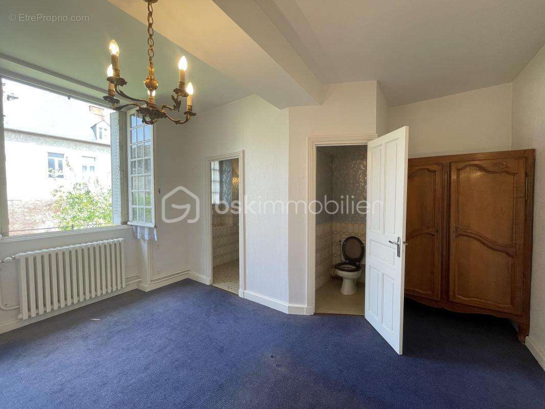 Maison à BOURBON-L&#039;ARCHAMBAULT