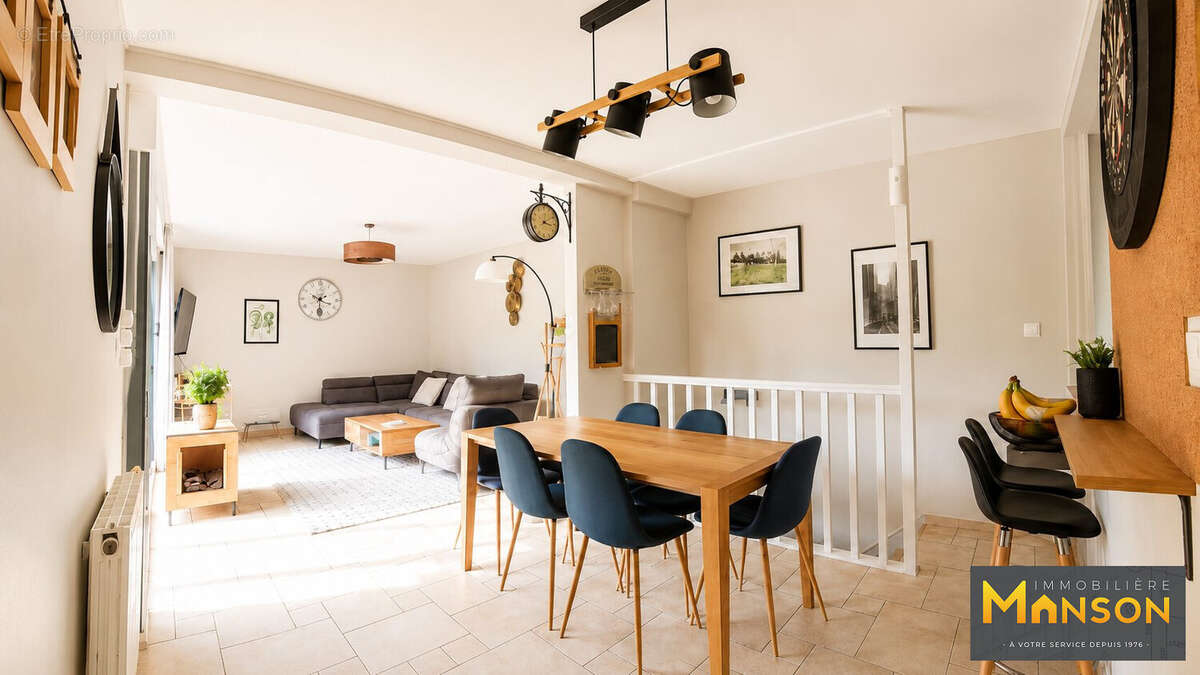 Maison à VILLE-EN-VERMOIS