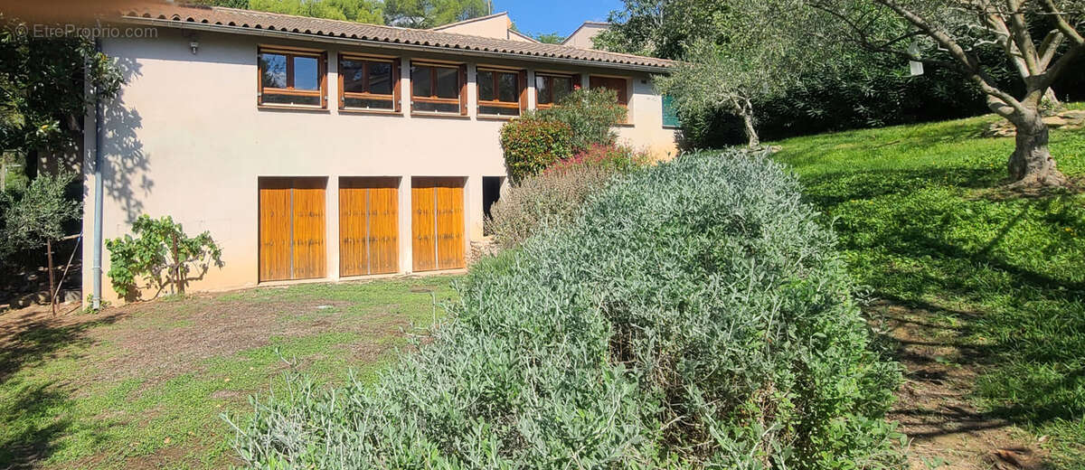 Maison à NIMES