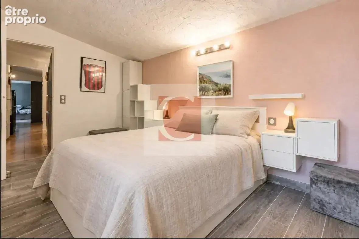 Maison plain pied, 3pièces + 2chalets + stationnements+ jardin 300M² - photo 8