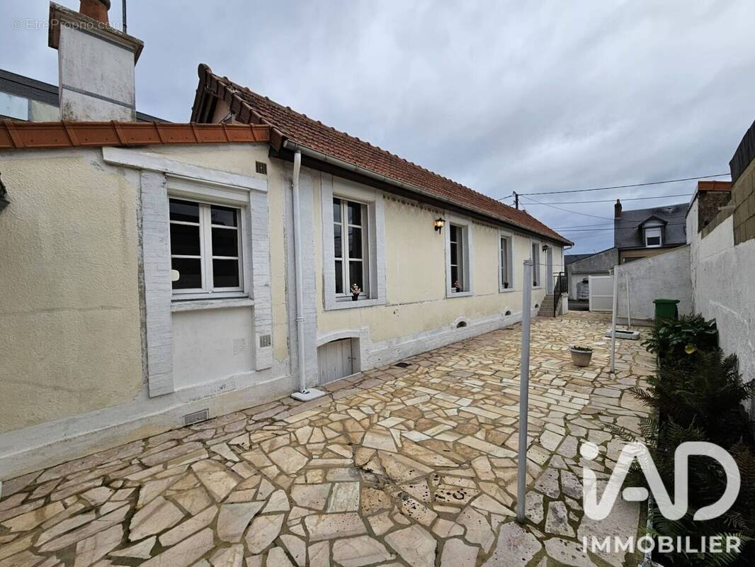 Maison 67 m² à Le Mans  - photo 1