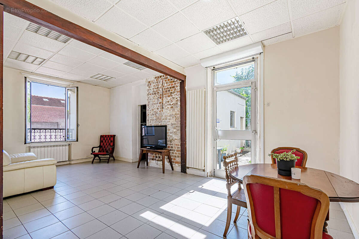 Commerce à MALAKOFF