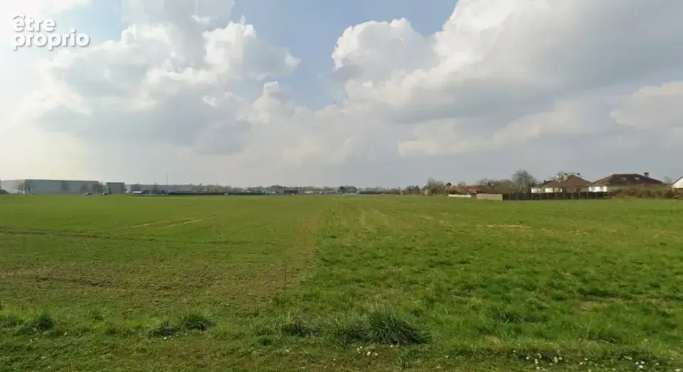 Photo Terrain à Marolles-Sur-Seine au prix de 75 000€