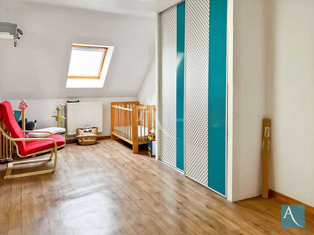 Maison à MORIGNY-CHAMPIGNY