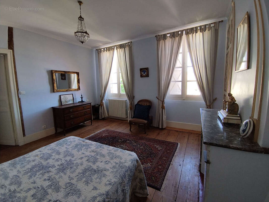 Hôtel particulier au centre de Moissac 82 - photo 14