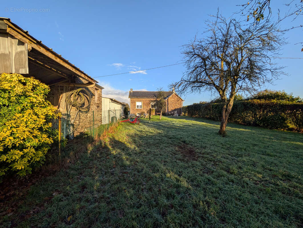 Maison à MAURE-DE-BRETAGNE