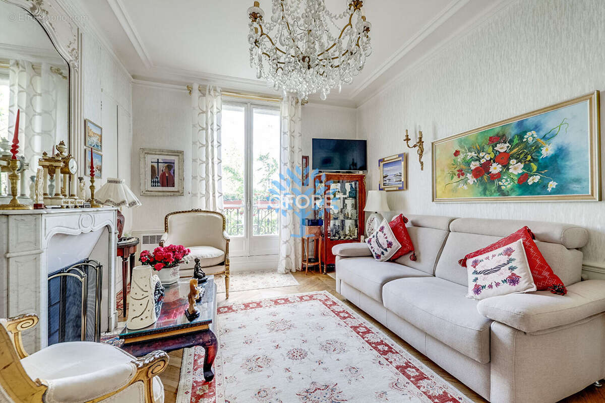 Appartement à PARIS-12E