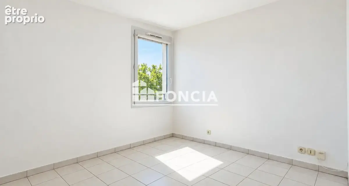 Montpellier Clémenceau — T3 de 58,38 m² avec terrasse, parking et cave - photo 7