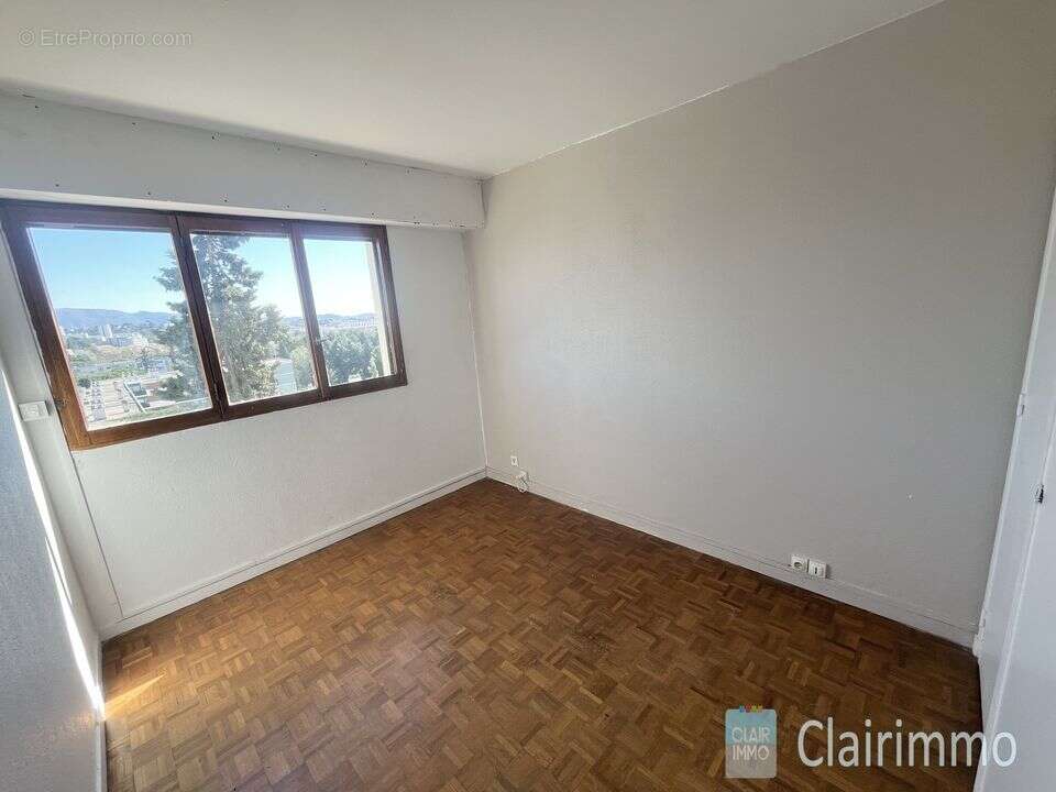 Appartement à MARSEILLE-13E