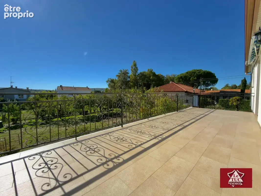 Maison familliale avec jardin - photo 5
