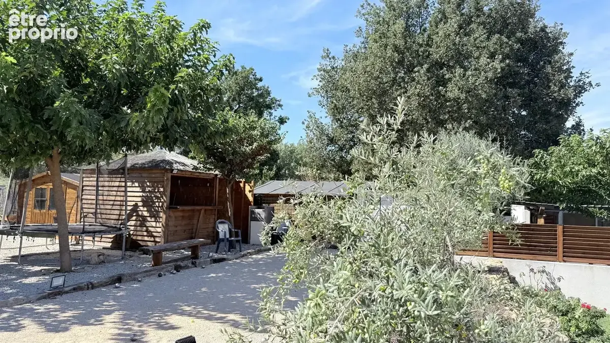 Aix en provence (Nord) Villa T5 lumineuse sur parcelle de terrain de 1250 m2 avec piscine. - photo 7