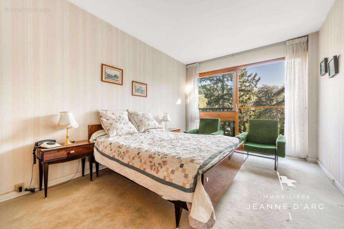 Appartement à LE CHESNAY