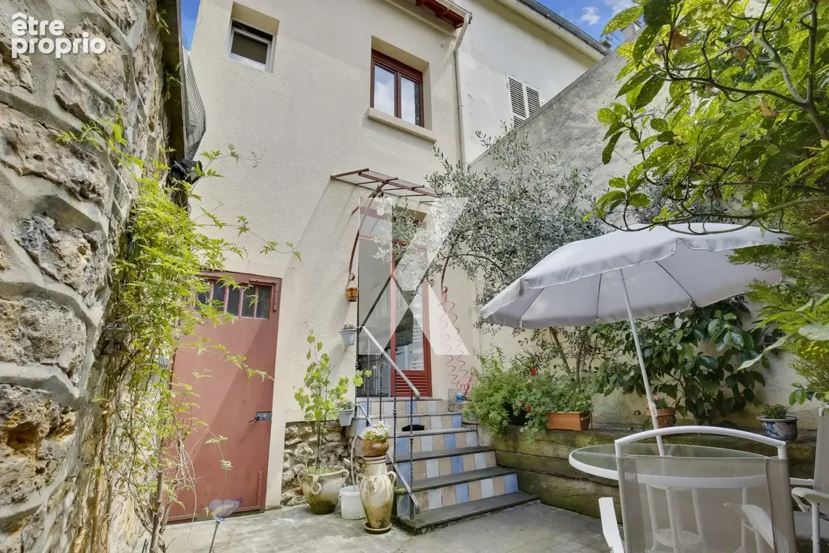 Terrasse + façade cour - Maison à ARGENTEUIL