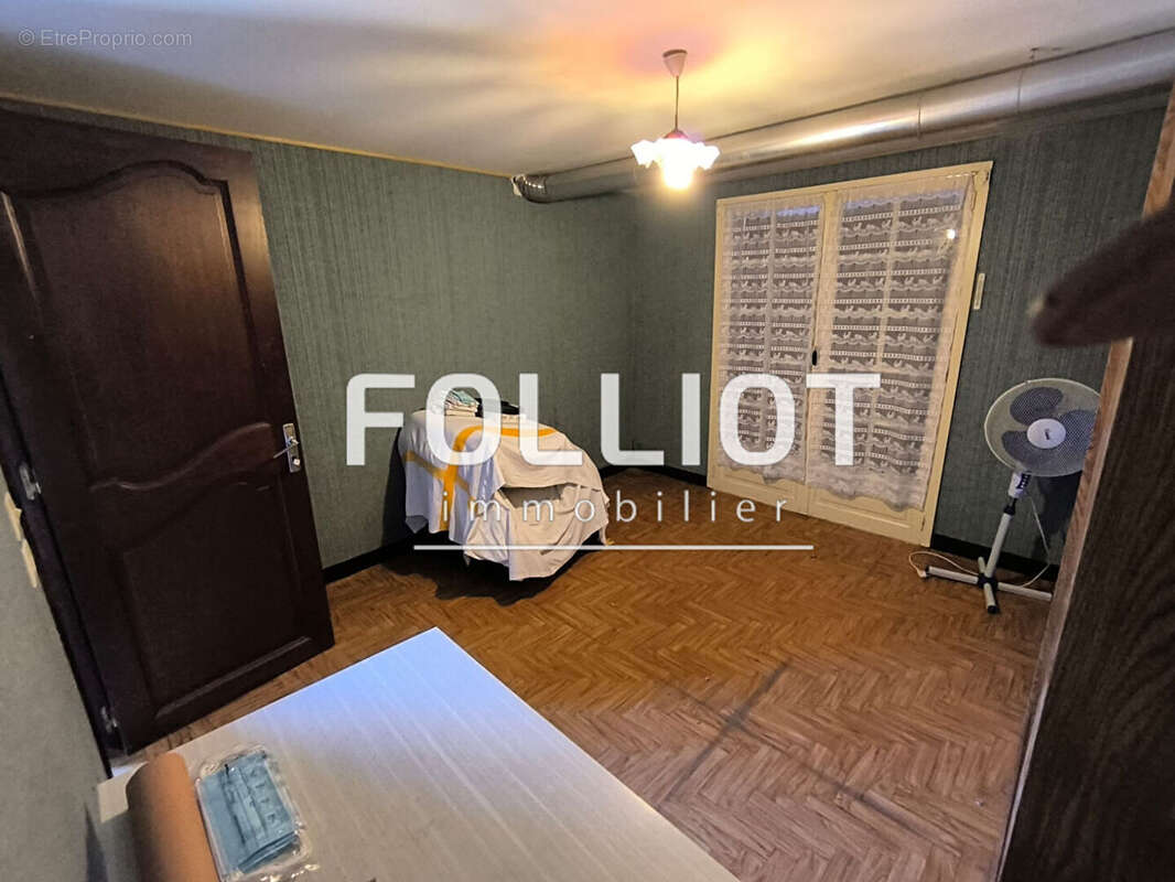 Maison à AGON-COUTAINVILLE