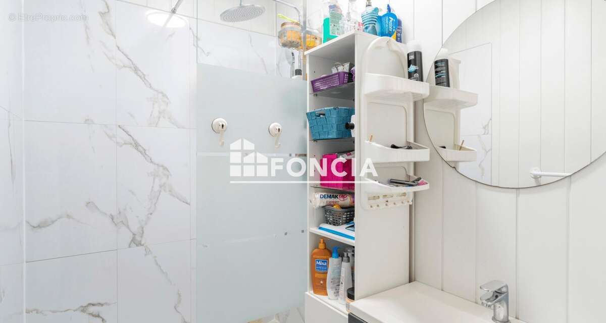 Appartement à MARSEILLE-9E