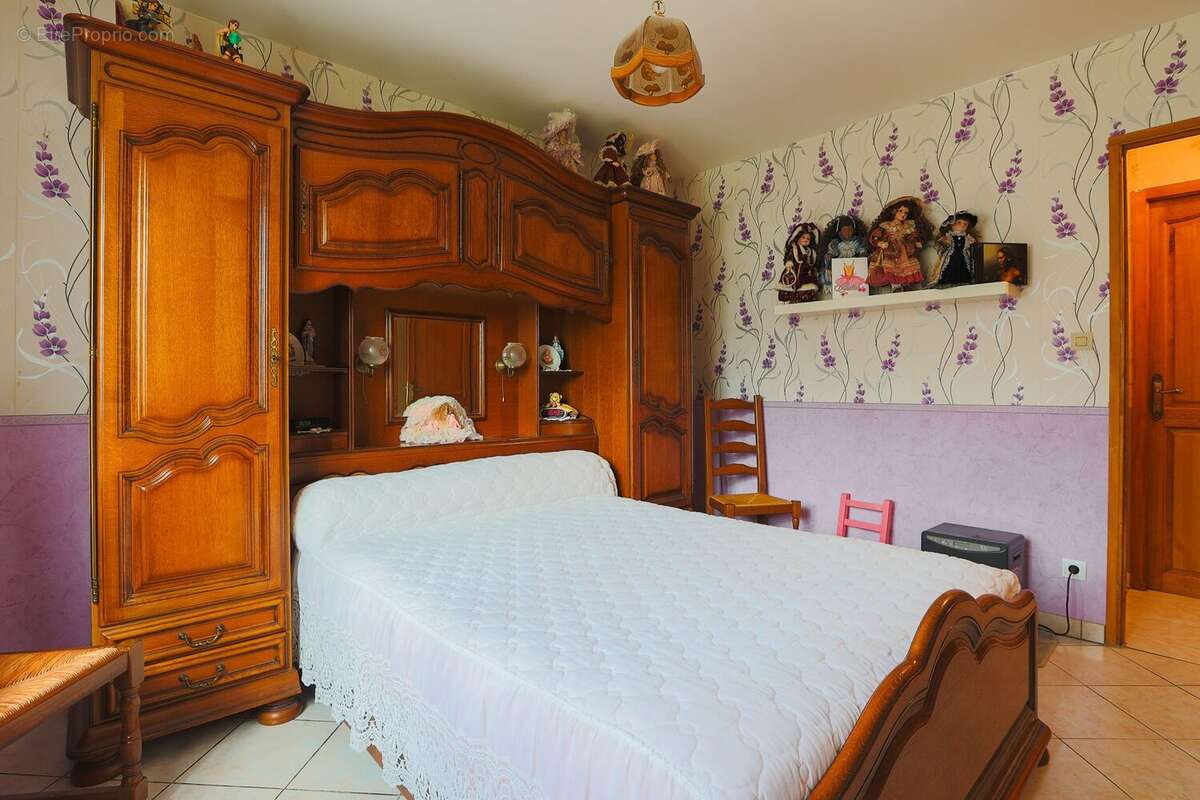 Maison à PAREMPUYRE