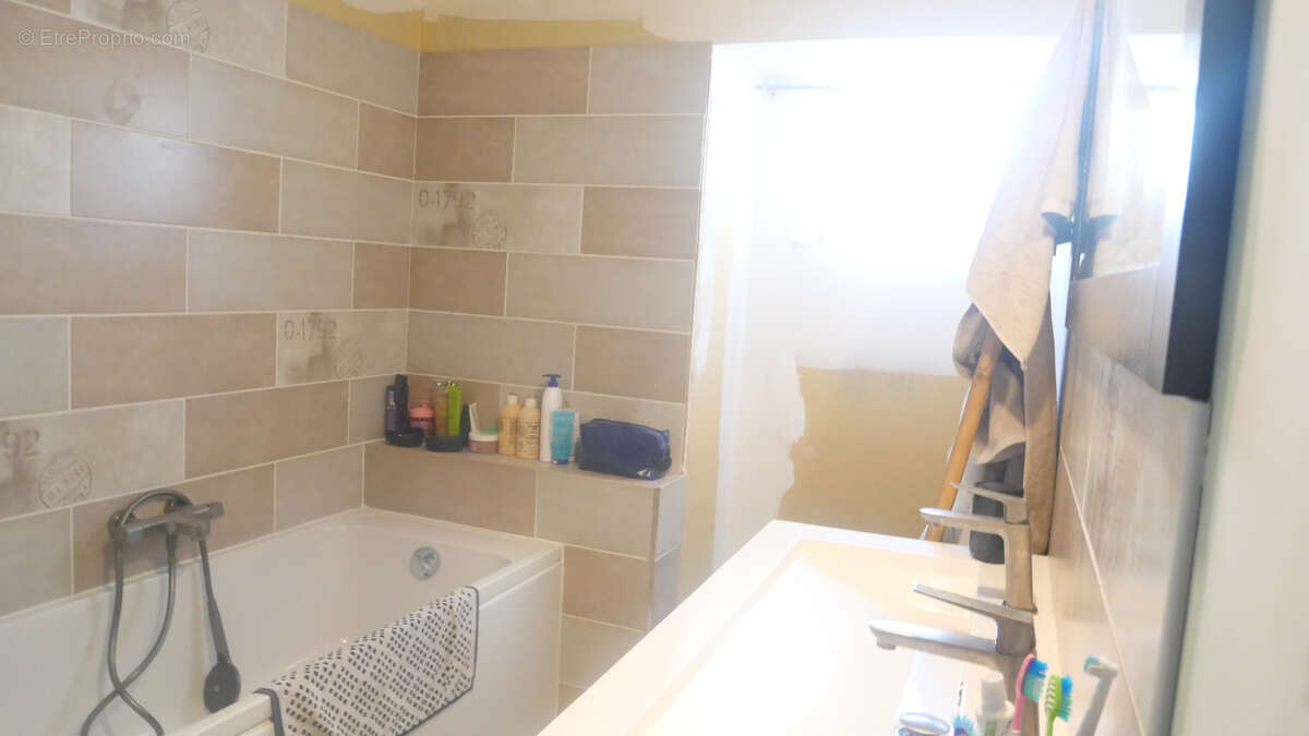 Maison d'habitation - photo 12