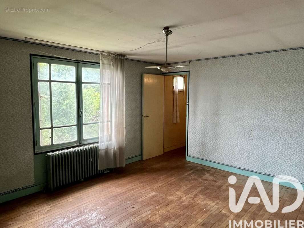 Maison 112 m² à Neuville-Sur-Vannes  - photo 8