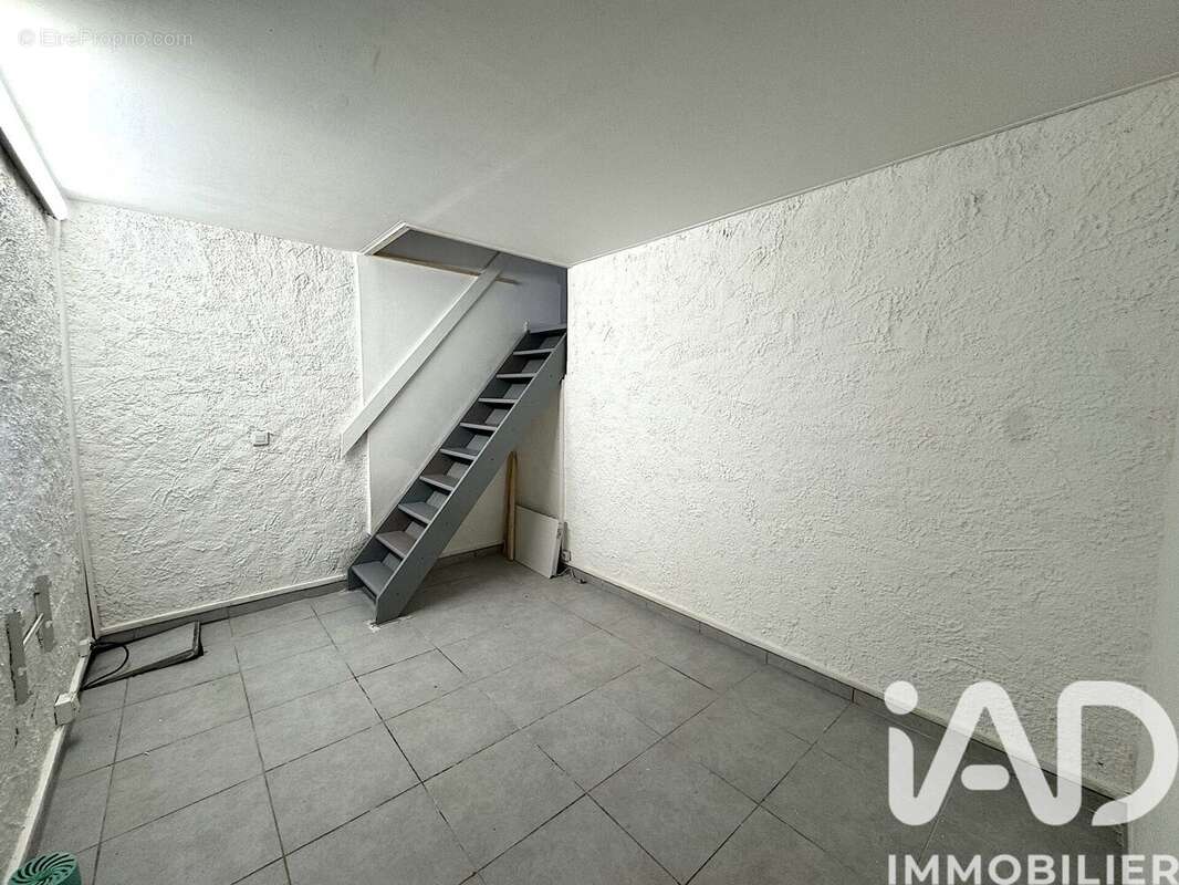 Photo 8 - Appartement à SAINTE-GENEVIEVE-DES-BOIS