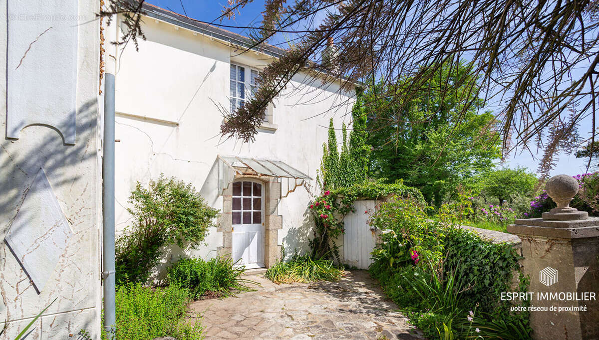 Maison à CLOHARS-CARNOET