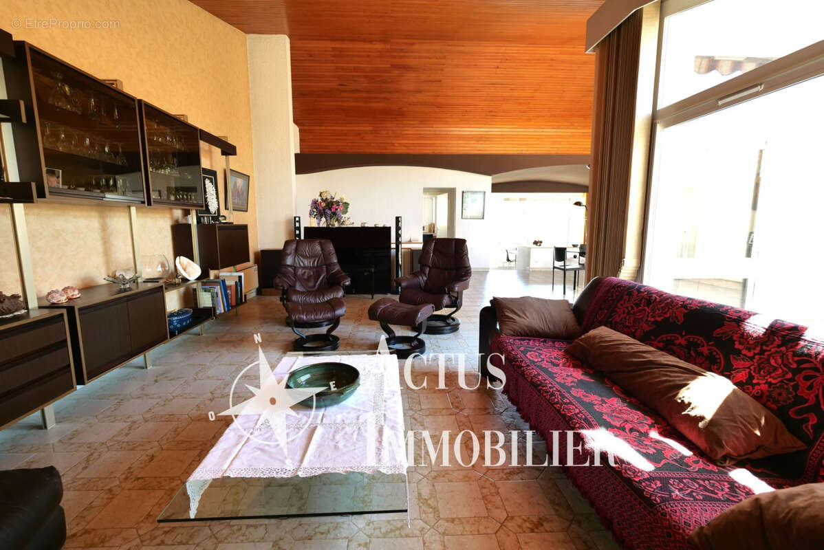 Maison à SALON-DE-PROVENCE