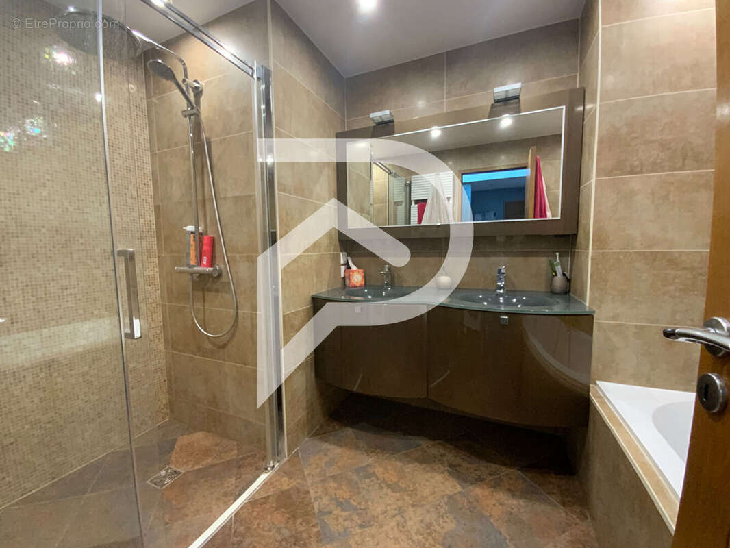 Maison à LA VERRIERE