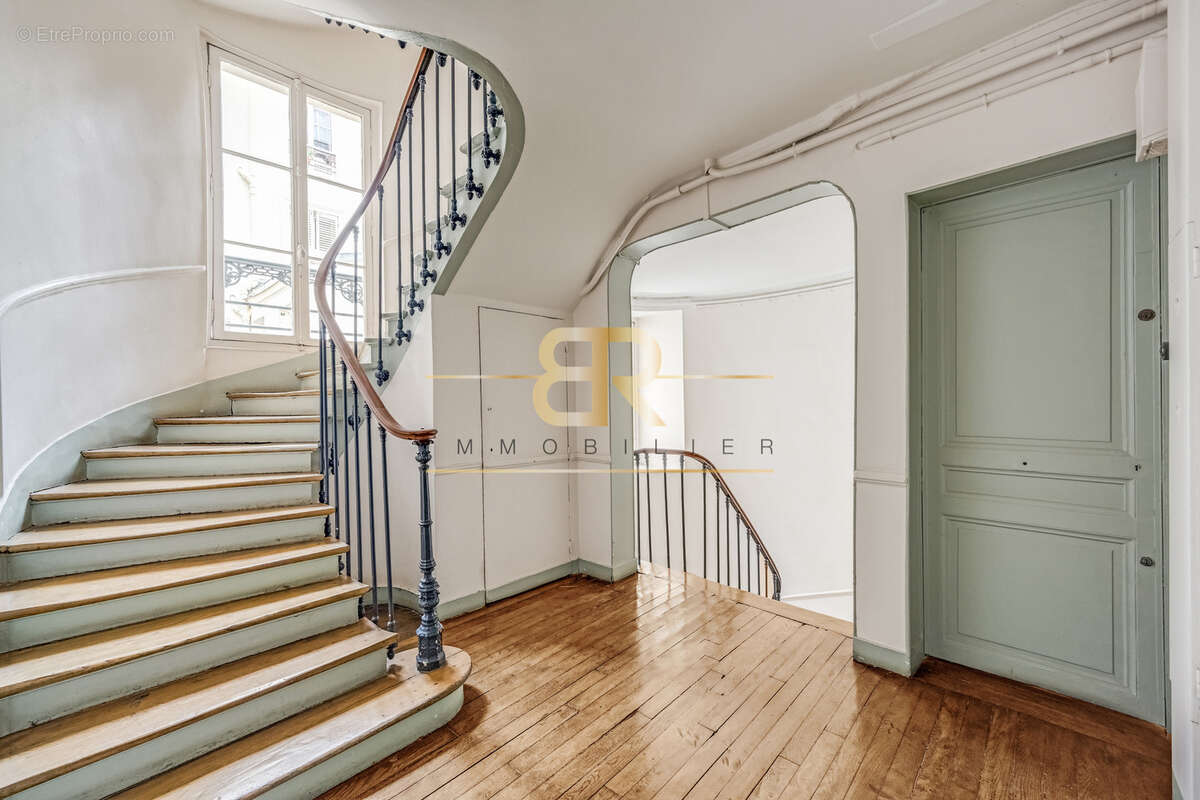 Appartement à PARIS-11E