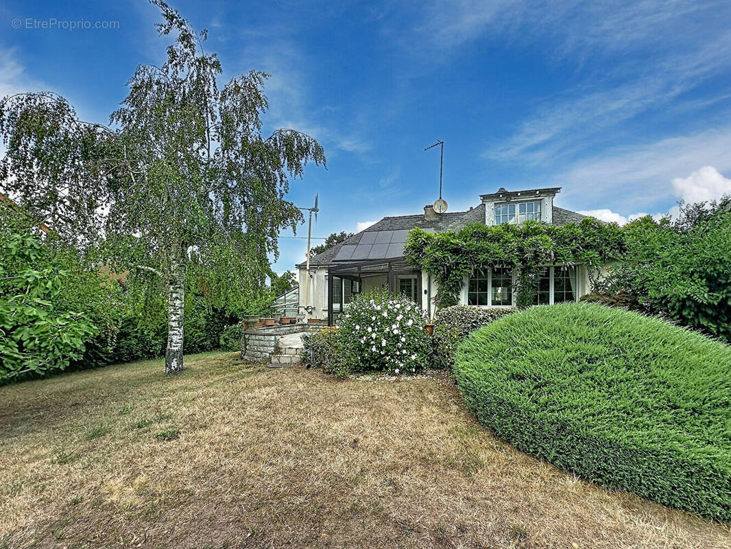 Maison à MONTLOUIS-SUR-LOIRE