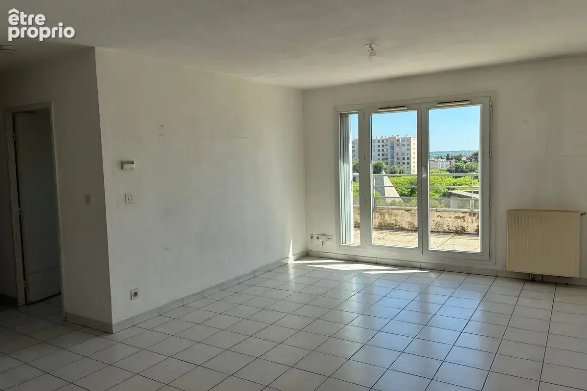 Magnifique 2 pièces au 5ème étage avec spacieuse terrasse et vue quartier Jean Jaurès - photo 2