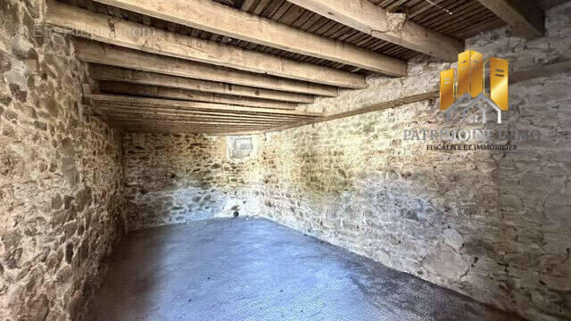 Maison 130 m² à Ciral  - photo 8