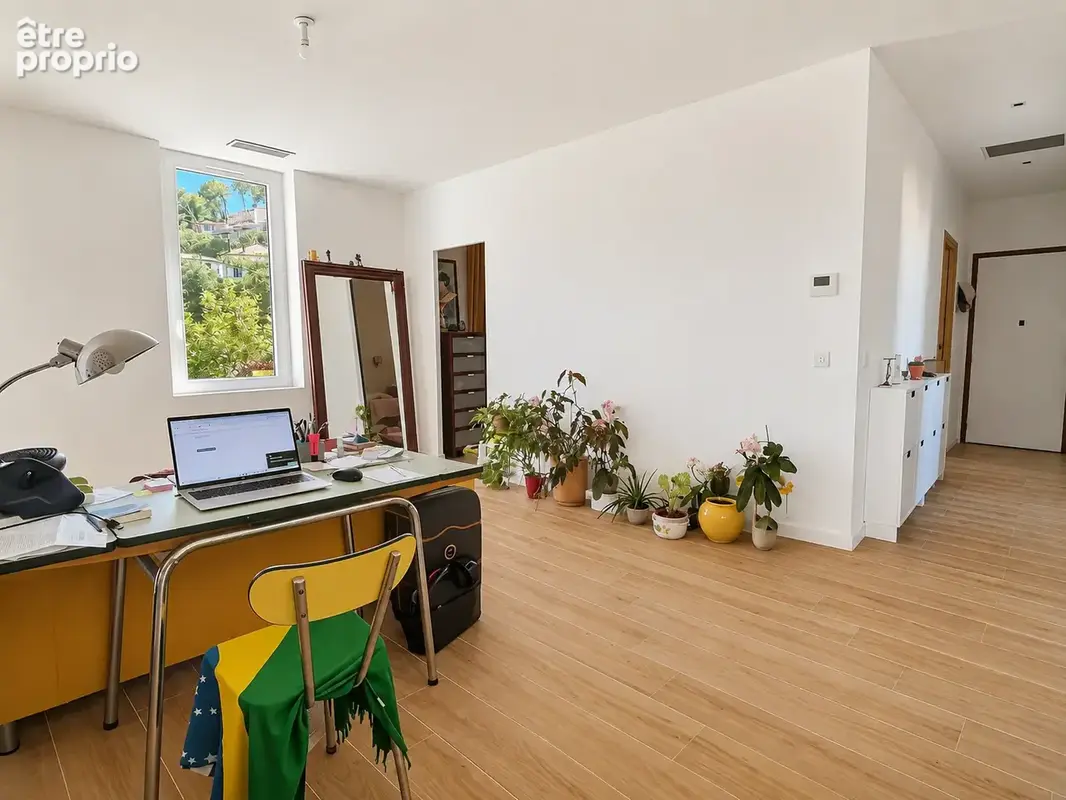 Costebelle -t3 renove au dernier etage - photo 4