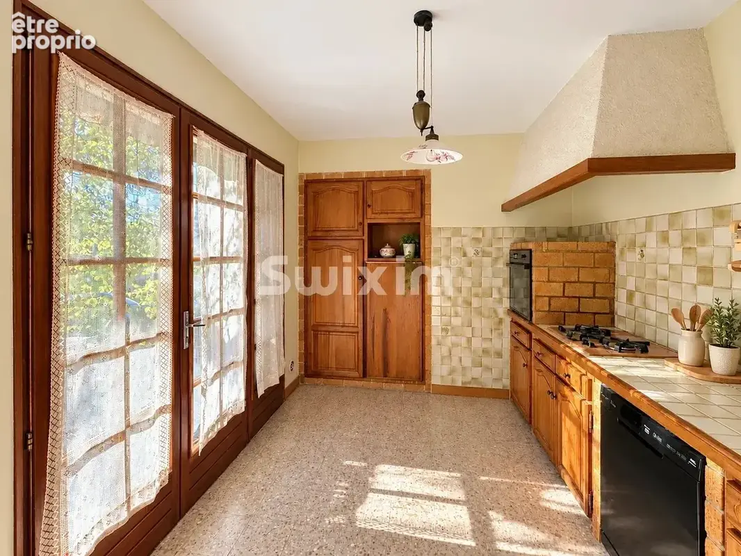 GRIGNAN – Maison de 134,6 m² sur parc arboré de 4 023 m² – Fort potentiel d'agrandissement - photo 5