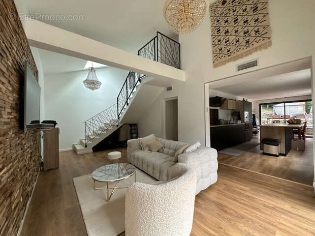 Maison à PRADES-LE-LEZ