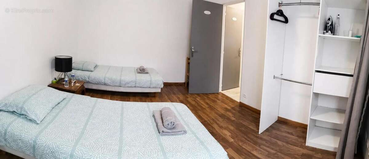 Immeuble de 14 pièces de 350 m² à Beaulieu-sur-Loire - photo 9