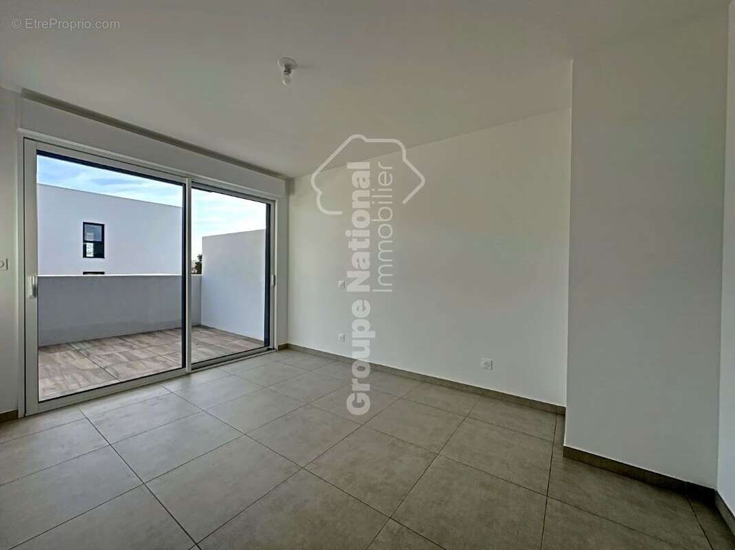 Appartement à LUNEL